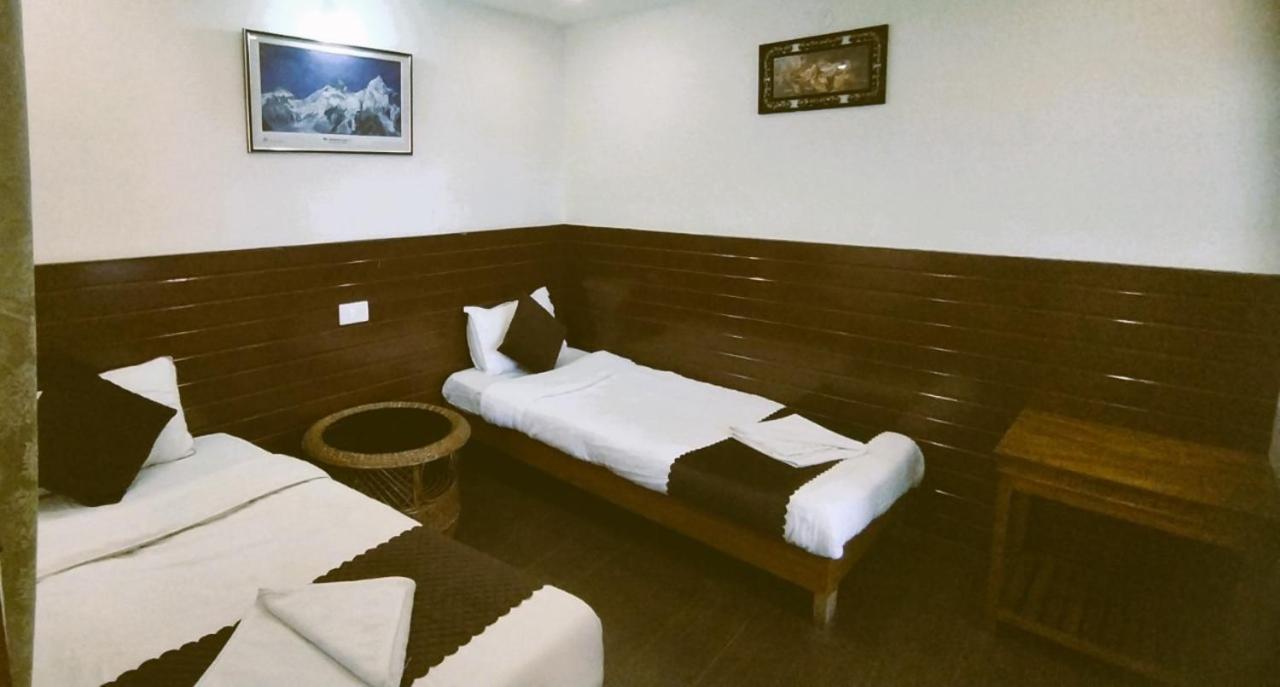 Hotel Kasturi Palace & Restaurant Darjeeling Darjeeling  Extérieur photo