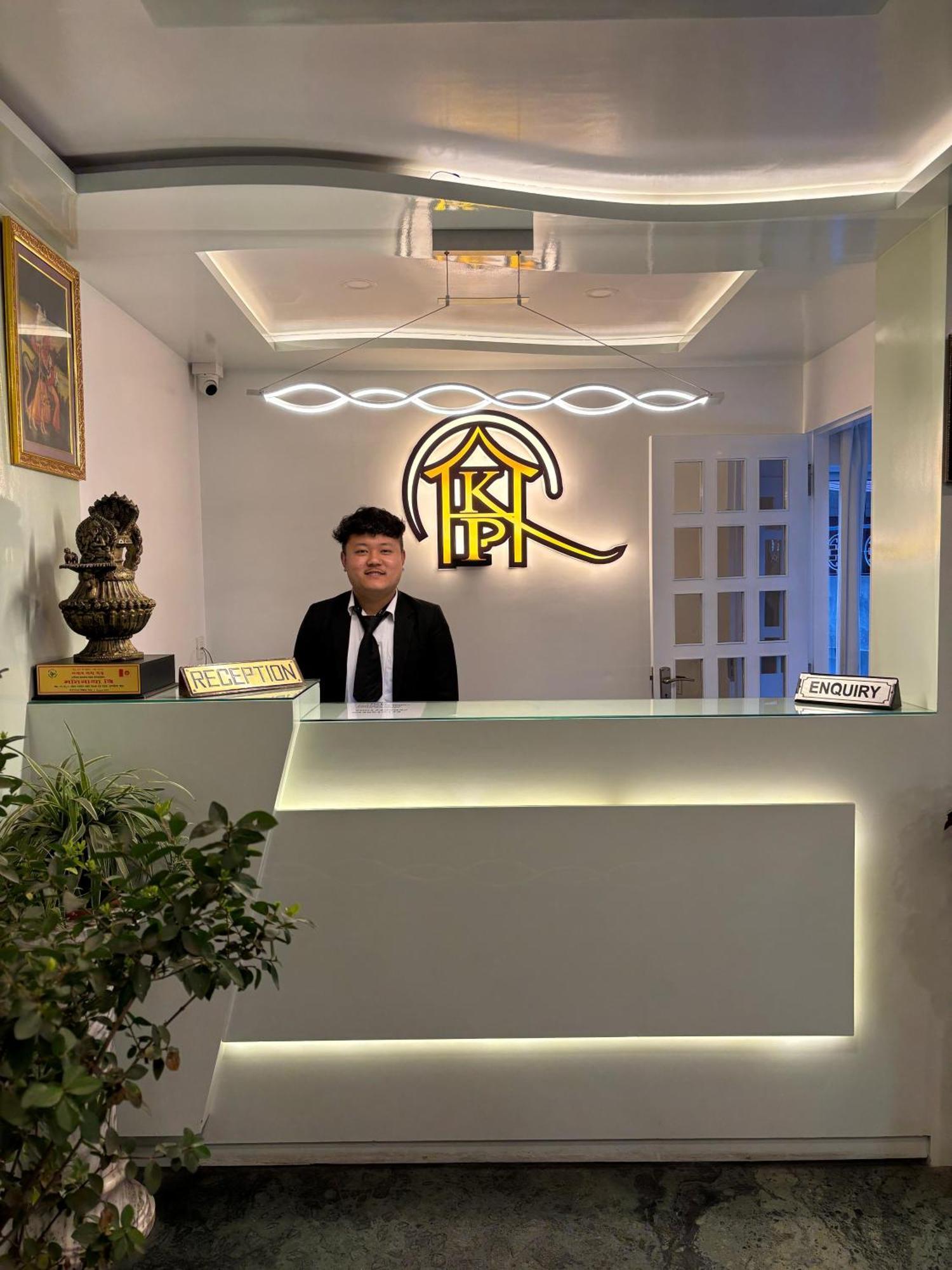 Hotel Kasturi Palace & Restaurant Darjeeling Darjeeling  Extérieur photo