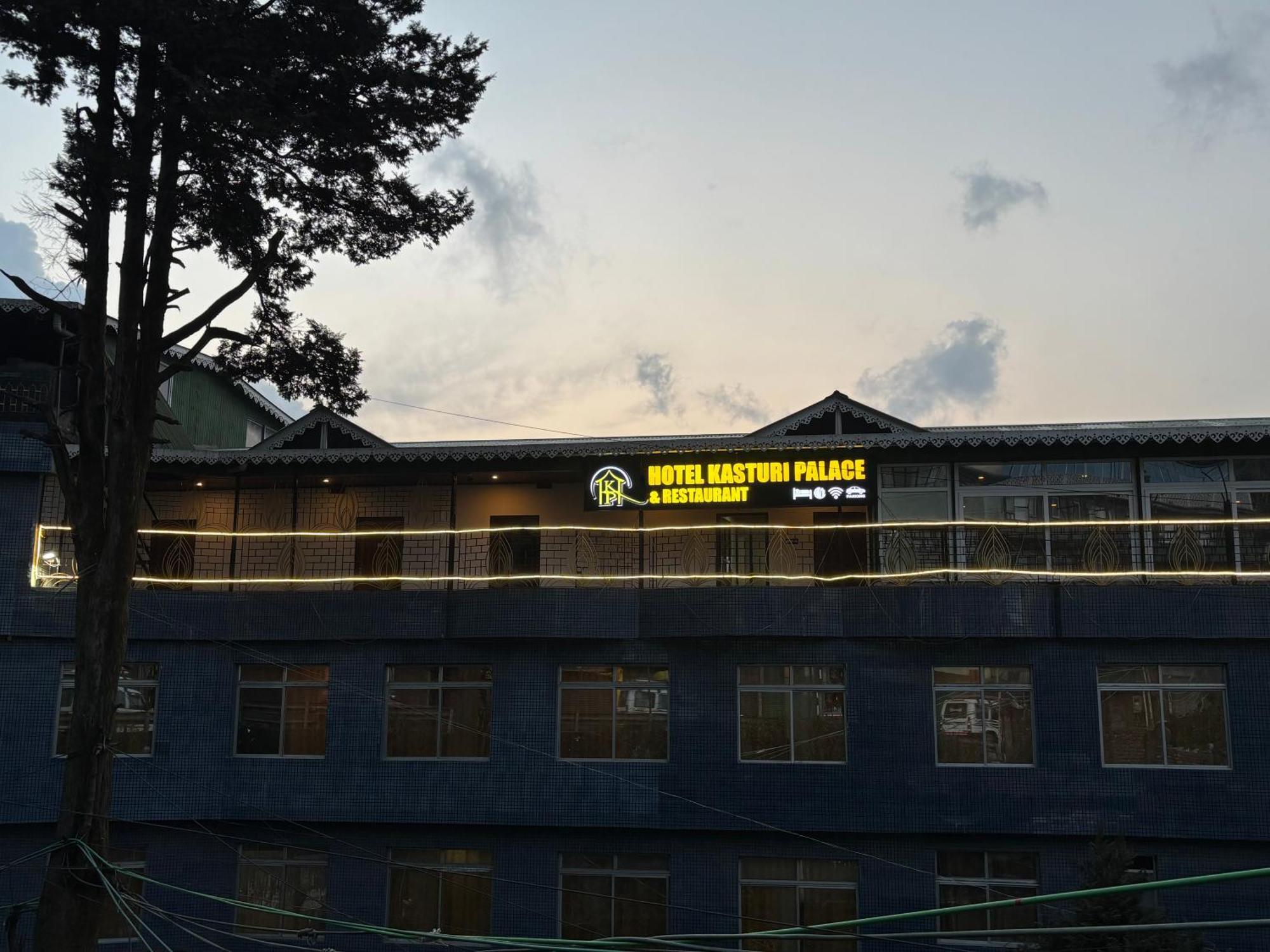 Hotel Kasturi Palace & Restaurant Darjeeling Darjeeling  Extérieur photo