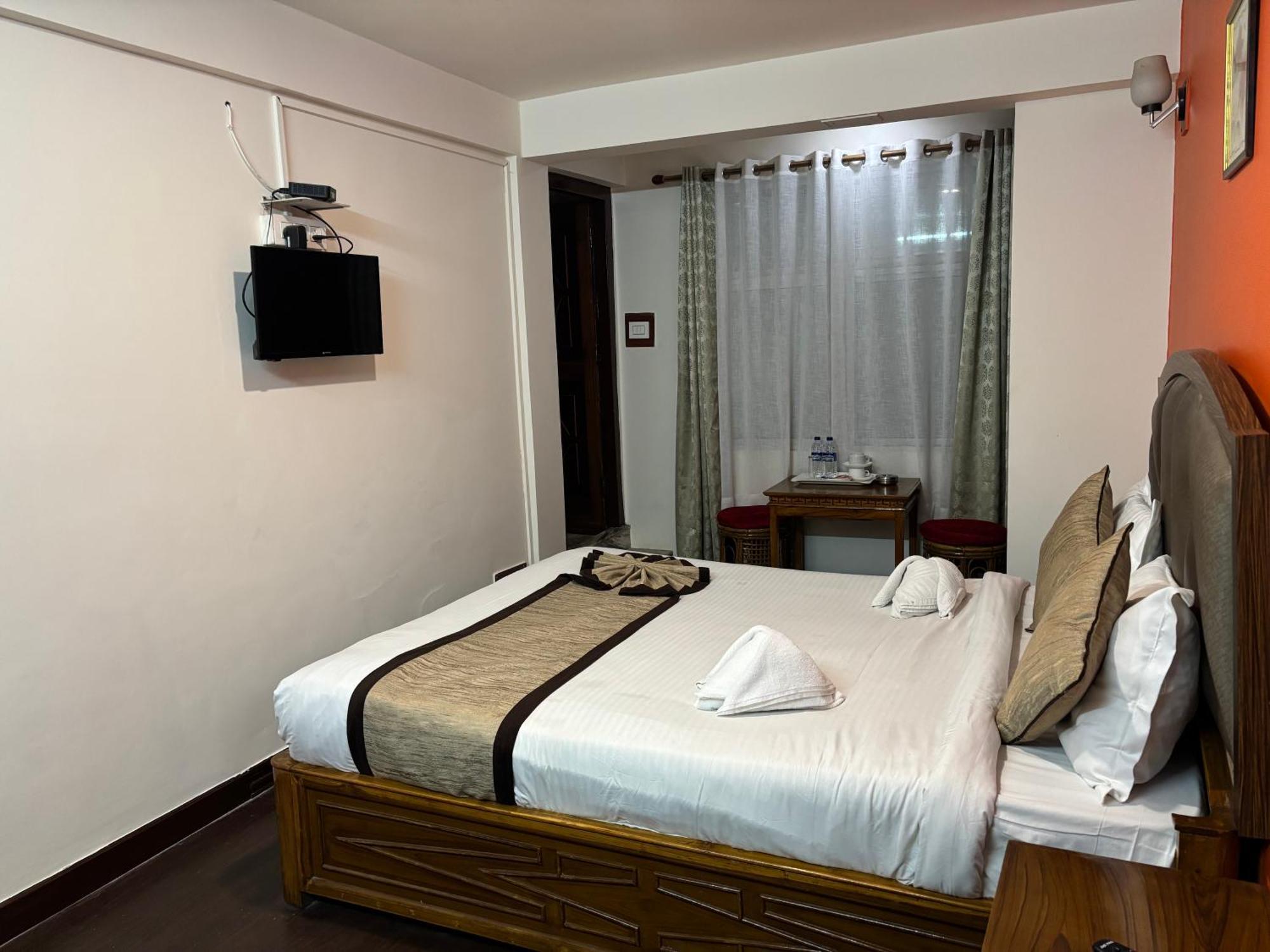 Hotel Kasturi Palace & Restaurant Darjeeling Darjeeling  Extérieur photo