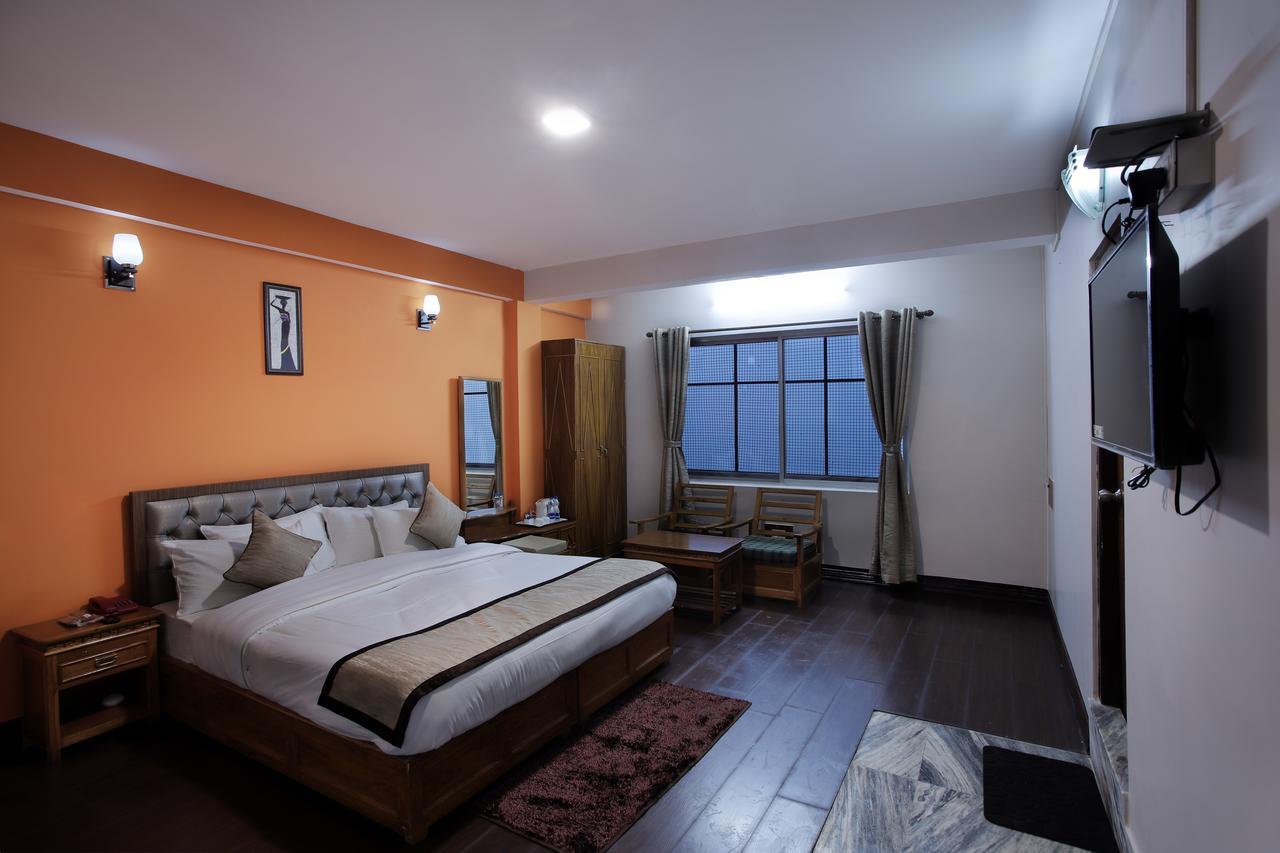 Hotel Kasturi Palace & Restaurant Darjeeling Darjeeling  Extérieur photo
