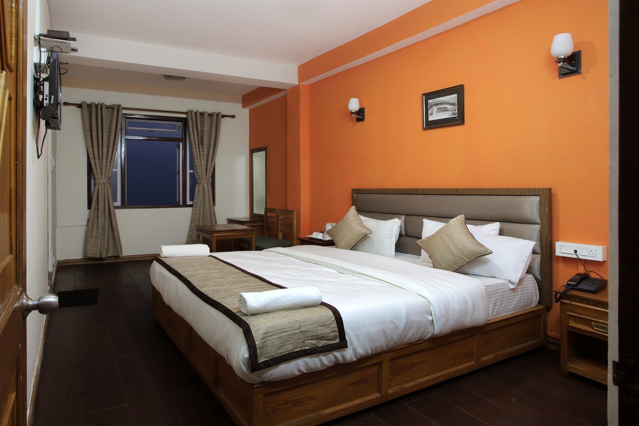 Hotel Kasturi Palace & Restaurant Darjeeling Darjeeling  Extérieur photo